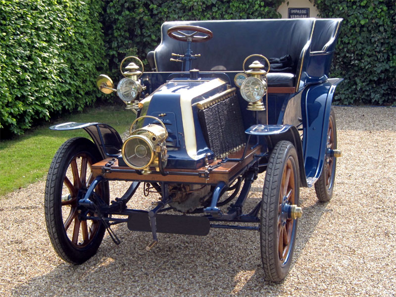 Lot 19 - 1904 Renault Type T Tonneau