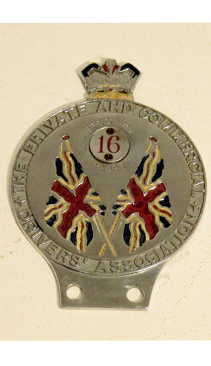 Lot 227 - A 'Private & Commercial Drivers Association' Car Badge