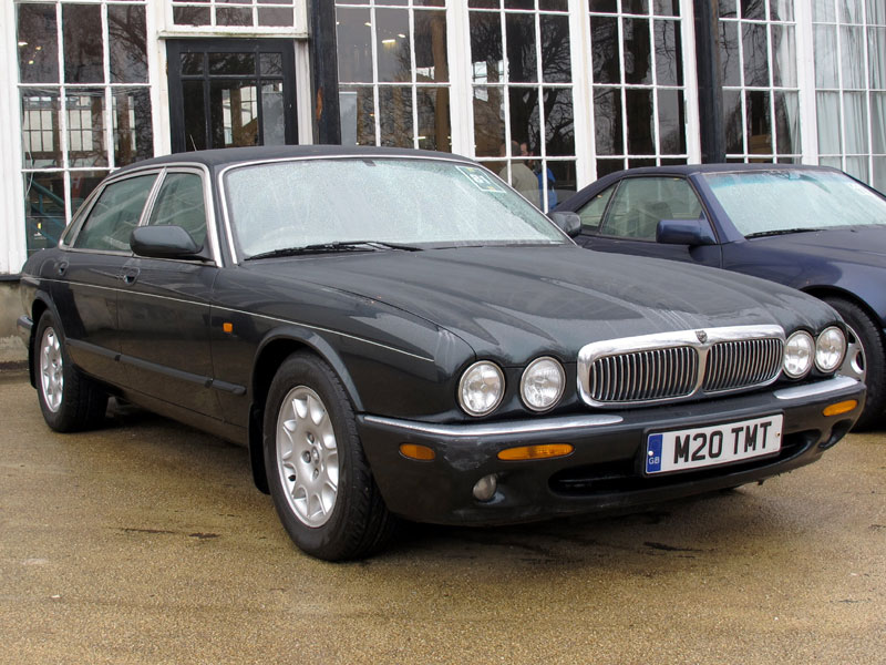 Lot 81 - 1997 Jaguar Sovereign 4.0