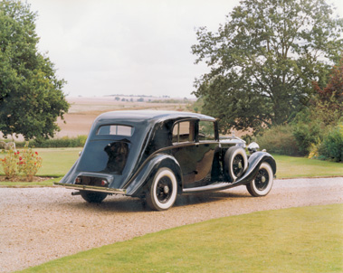Lot 36 - 1937 Rolls-Royce Phantom III Saloon