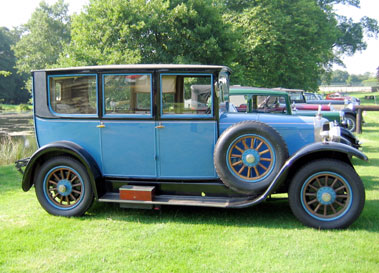 Lot 21 - 1925 Panhard et Levassor Type X47 Saloon