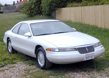 Lot 62 - 1993 Lincoln Mark VIII Coupe