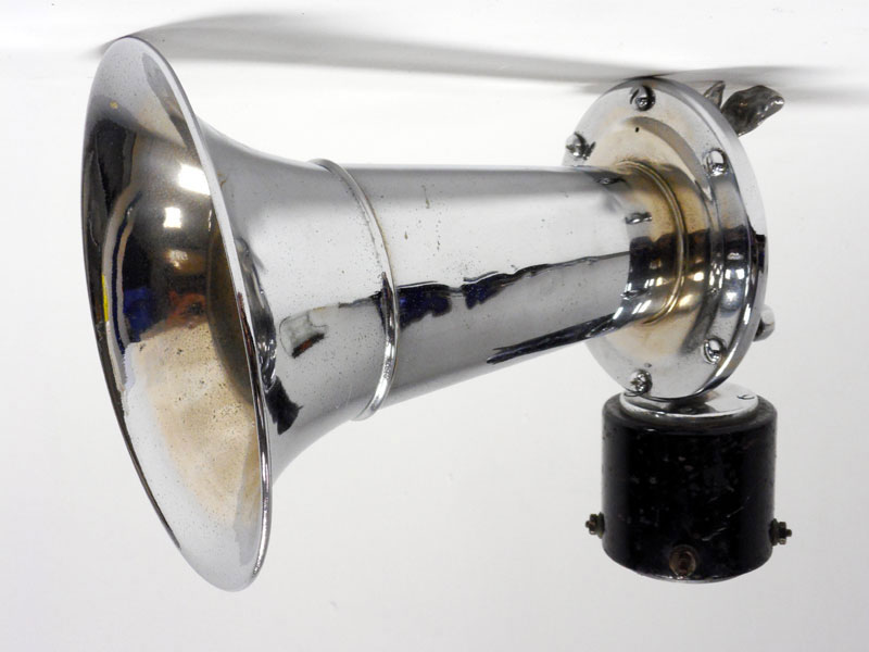 Lot 11 - A Long-Trumpet Electric Klaxon Horn