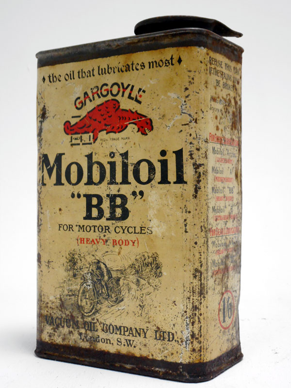 Lot 118 - A Rare Mobiloil 'BB' Motorcycle Oil Can