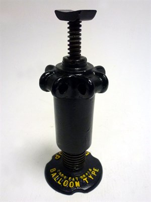 Lot 352 - An Early Dunlop Balloon-Type Lifting Jack