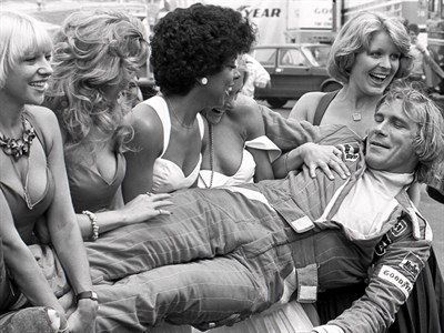 Lot 369 - 'James Hunt and the Grid Girls'