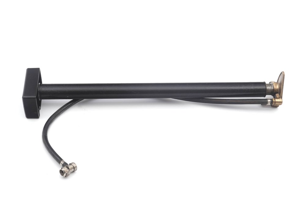 Lot 258 - A Kinsman Tyre Pump
