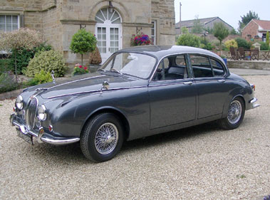 Lot 84 - 1968 Jaguar 240