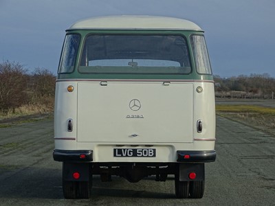 Lot 94 - 1964 Mercedes-Benz O 319 D