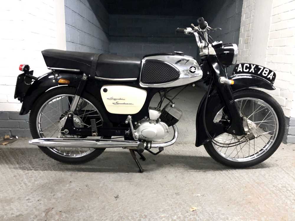 Lot 8 - 1963 Suzuki M15 Sportsman