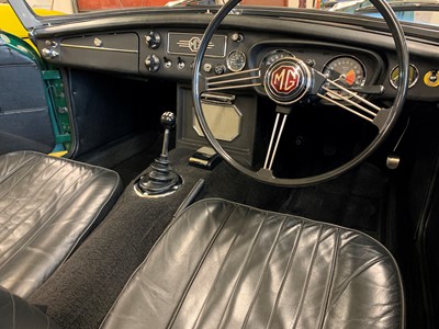Lot 40 - 1969 MG C Roadster