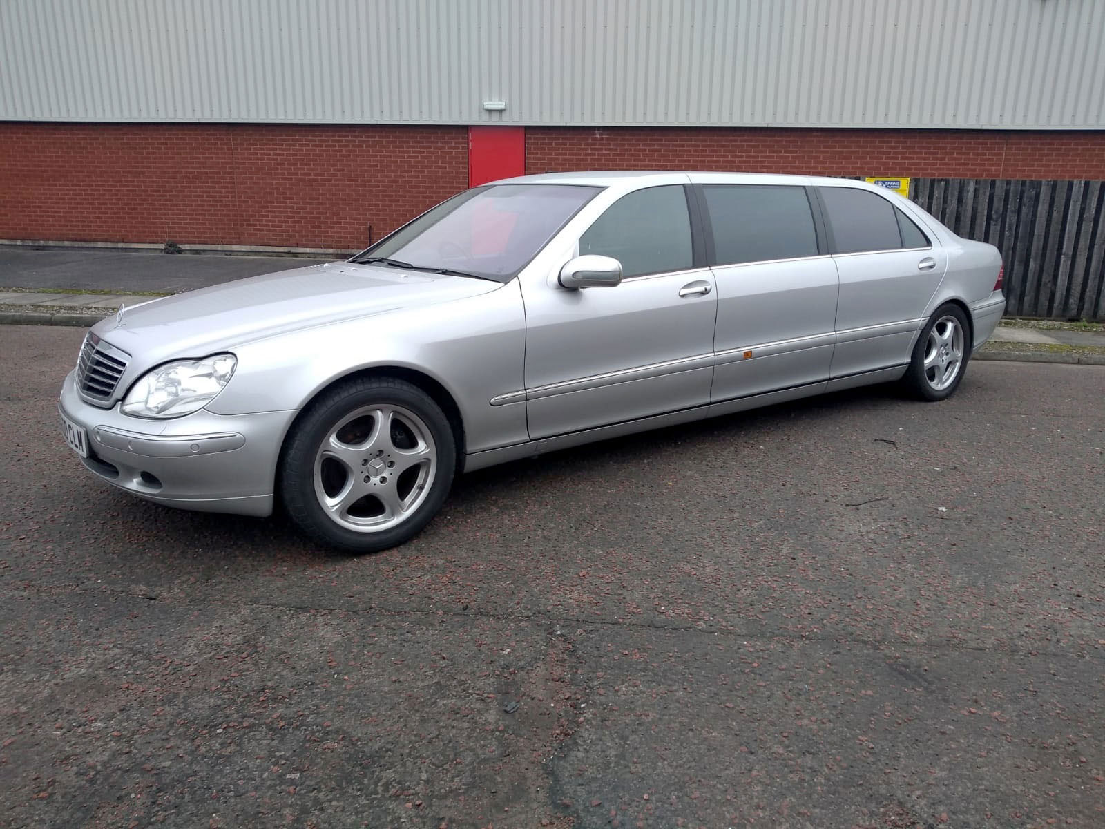 Lot 104 02 Mercedes Benz S 600 Pullman Limousine Lot 104 02 Mercedes Benz S 600 Pullman Limousine