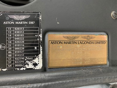 Lot 98 - 2001 Aston Martin DB7 Vantage