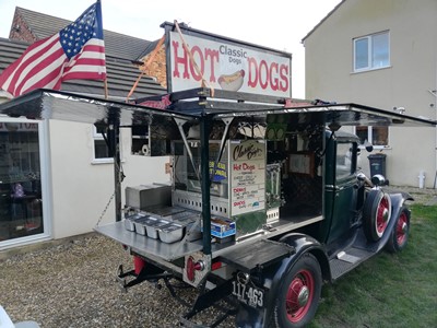 Lot 119 - 1930 Ford Model A ‘Hot Dog' Truck