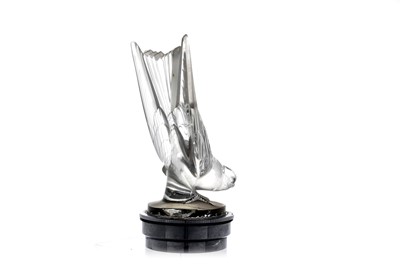 Lot 13 - 'Hirondelle' Glass Accessory Mascot by Rene Lalique