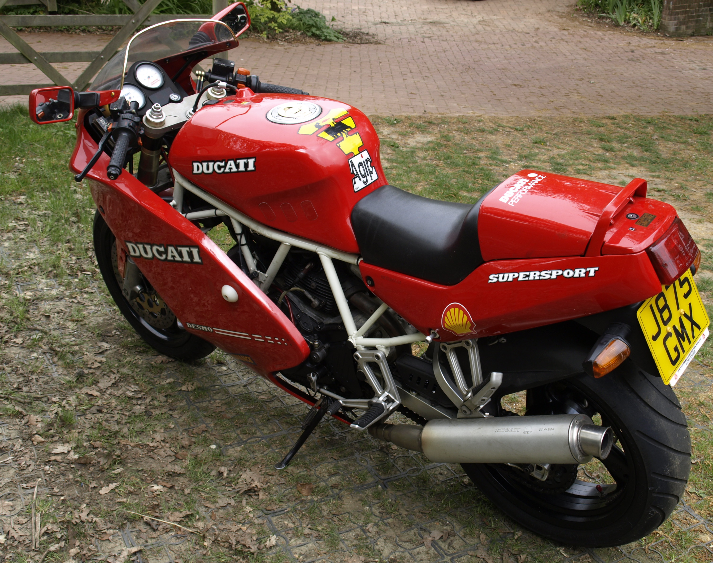 Lot 228 1992 Ducati 900 SS lot-228-1992-ducati-900-ss