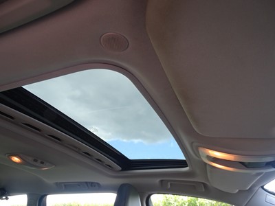 Lot 303 2012 Volvo Xc70 Se Lux D5 Awd