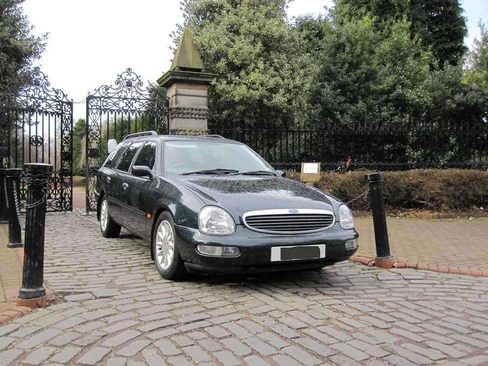 Lot 329 - 1995 Ford Scorpio Ultima TD