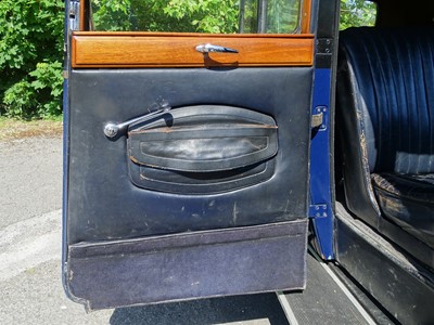 Lot 359 - 1933 Humber 16/60 Saloon