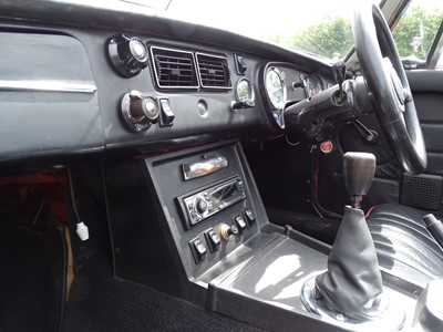 Lot 314 - 1976 MG B Roadster