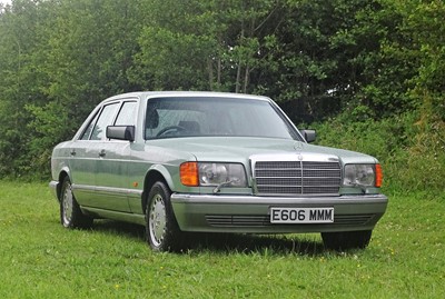 Lot 322 - 1987 Mercedes-Benz 560 SEL