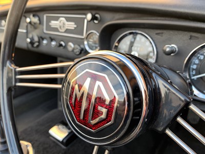 Lot 327 - 1969 MG C Roadster