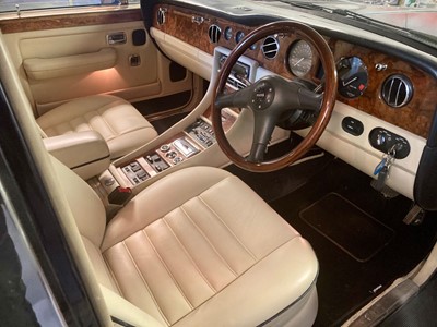 Lot 319 - 1990 Bentley Turbo R