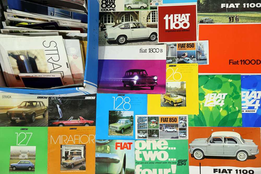 Lot 167 - Quantity of Italian Sales Brochures