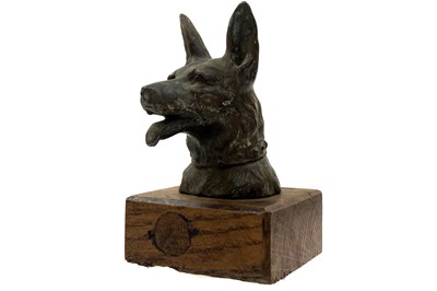 Lot 476 - Alsatian Car Mascot Signed ‘Dormal’