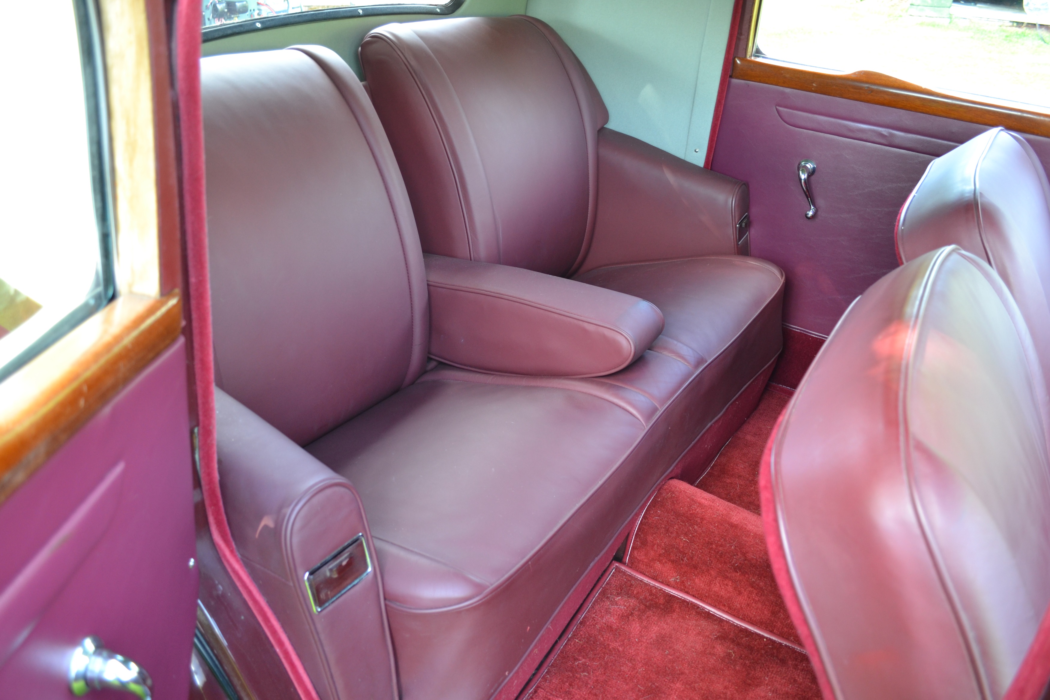 Lot 340 - 1948 Rover P3 75