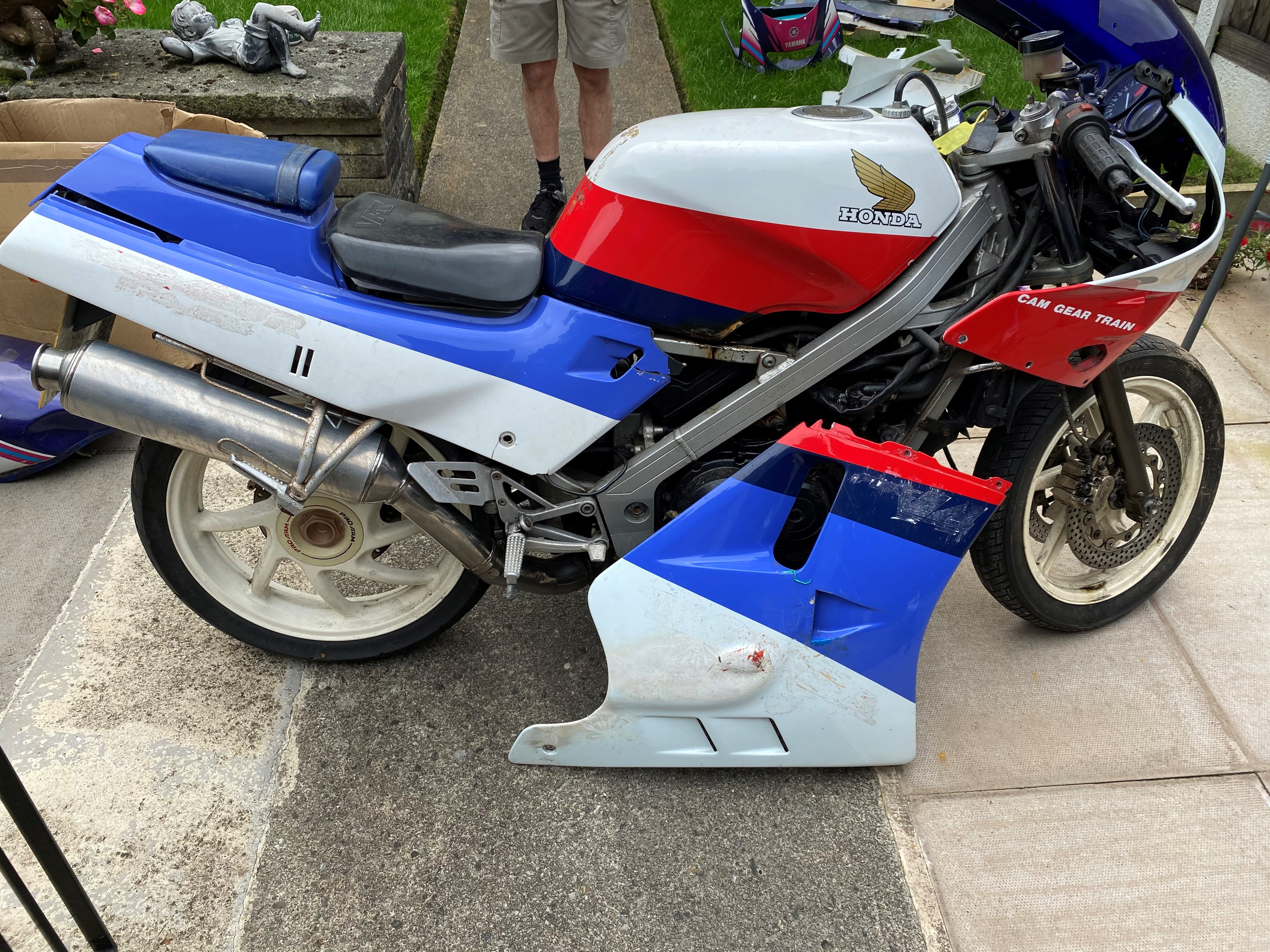 Honda vfr 400 nc24 deals for sale