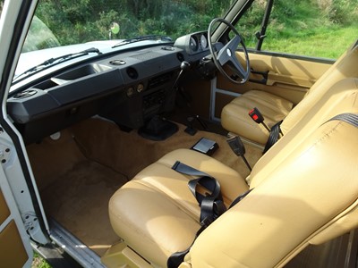 Lot 65 - 1971 Range Rover 'Two Door'