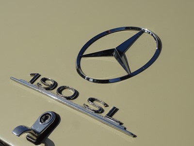 Lot 71 - 1960 Mercedes-Benz 190 SL