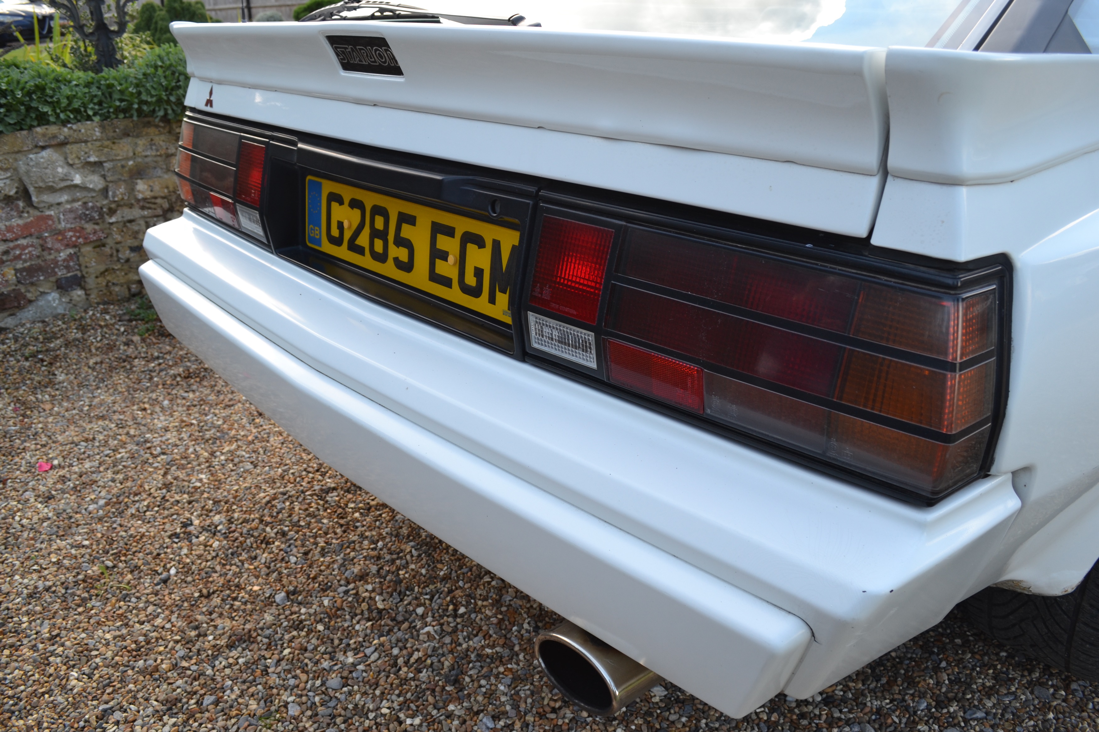 Lot 14 - 1989 Mitsubishi Starion EX Widebody Turbo