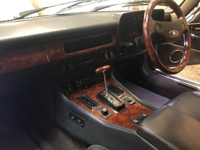 Lot 66 - 1988 Jaguar XJ-S 5.3 Convertible