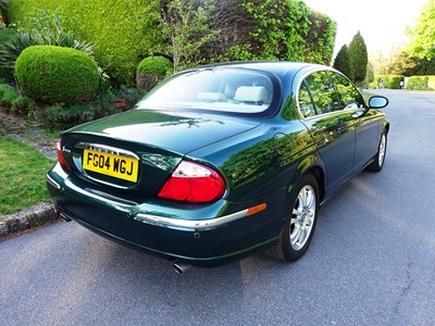 Lot 54 - 2004 Jaguar S-Type 2.5 V6 SE