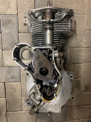 Lot 107 - c1959 Velocette Venom 500cc Engine & Various Parts