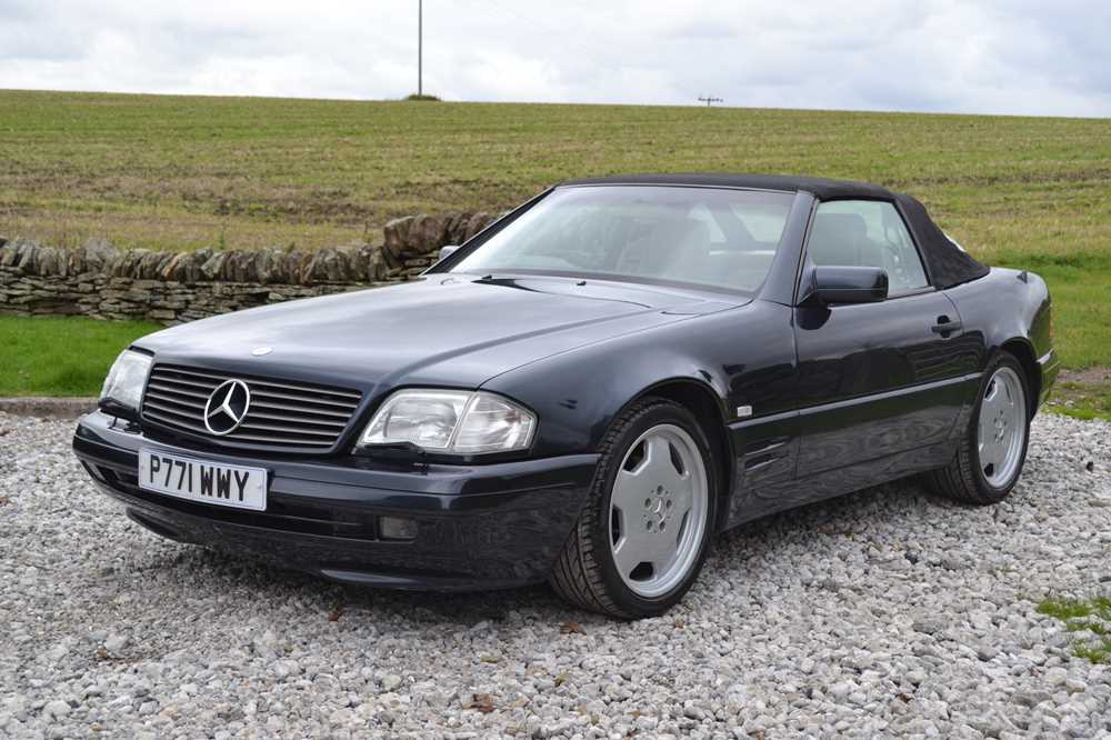 Lot 360 - 1997 Mercedes-Benz 320 SL