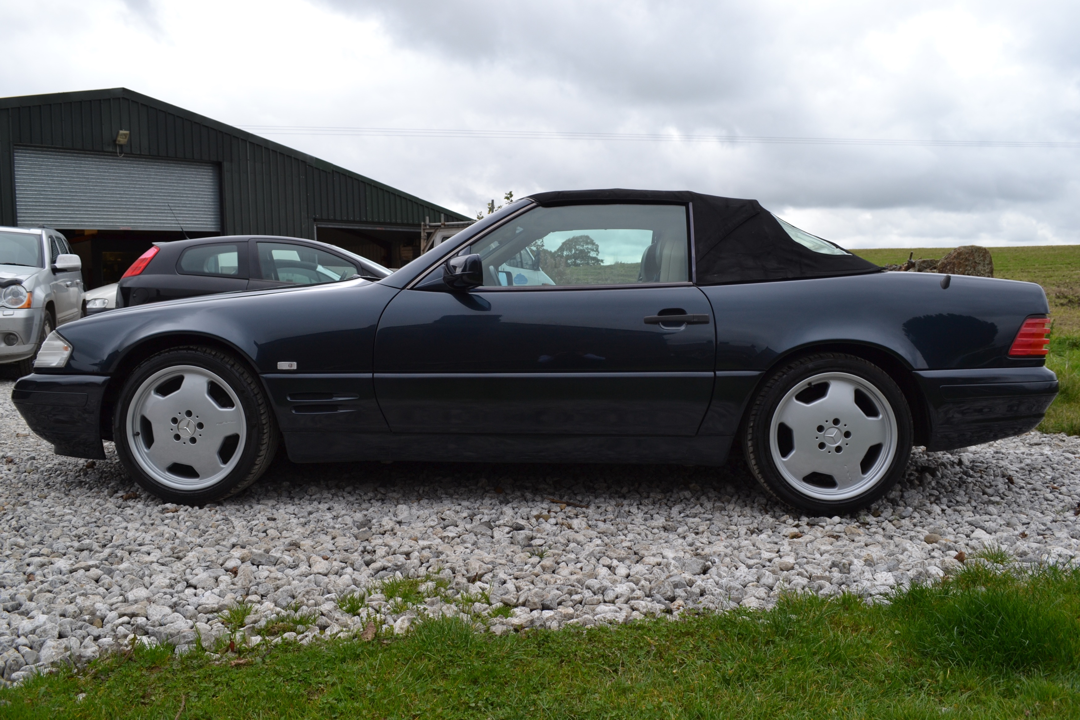 Lot 340 - 1997 Mercedes-benz 320 Sl