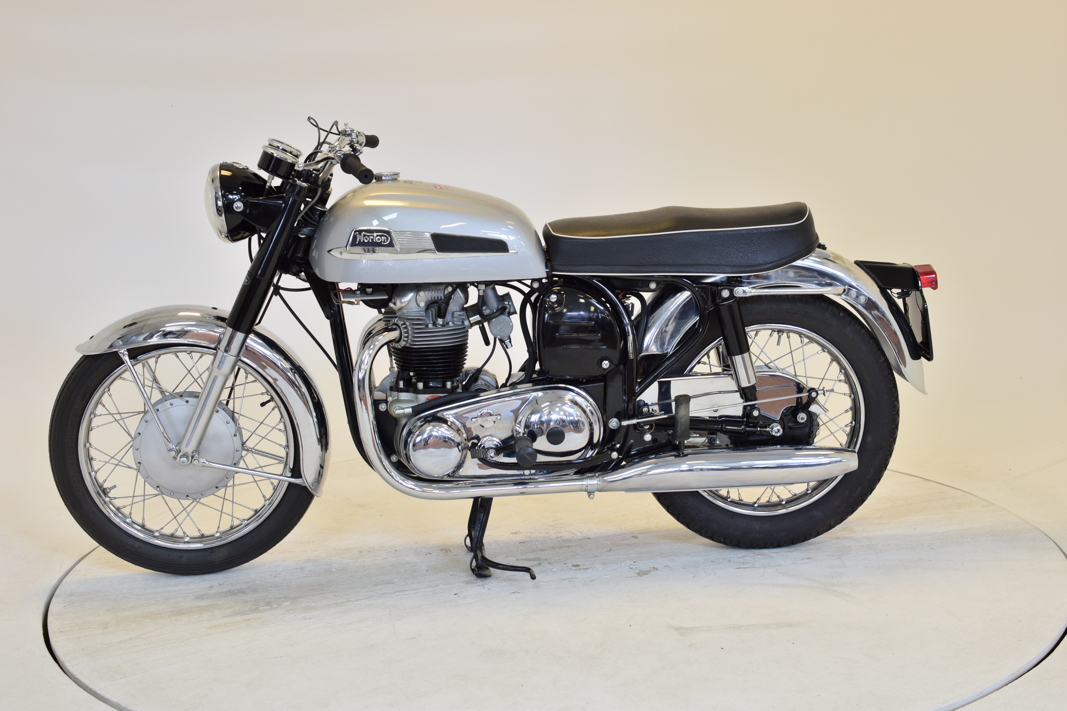1965 norton atlas