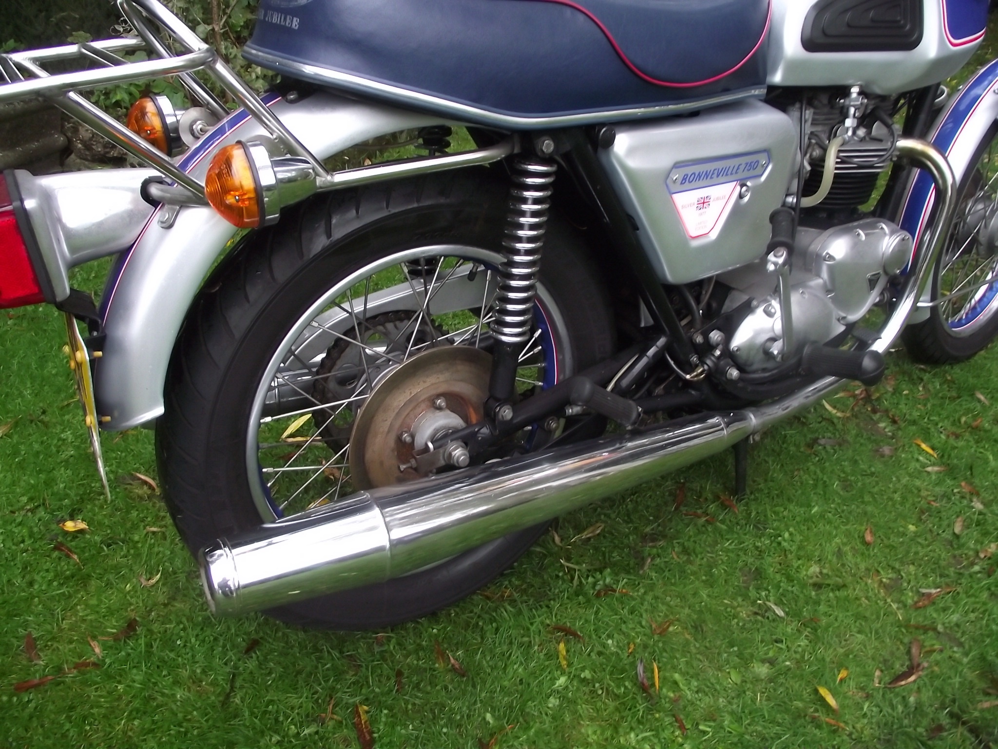 Lot 23 1977 Triumph Bonneville 750 "Silver Jubilee"