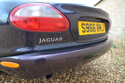 Lot 337 - 1999 Jaguar XK8 Convertible