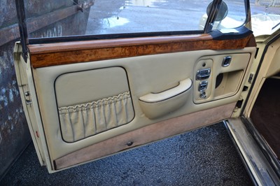 Lot 356 - 1974 Rolls-Royce Corniche Convertible