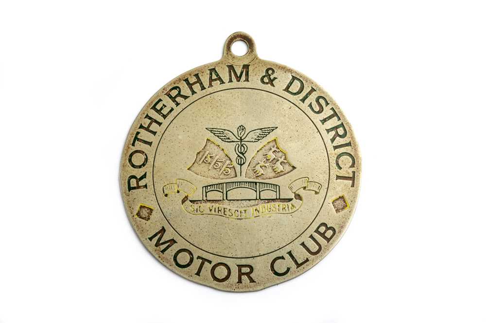Lot 182 - An Early Rotherham & District Motor Club Badge