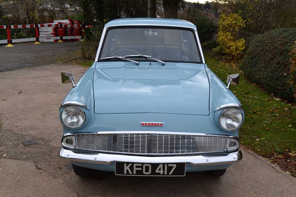 Ford anglia 105e deluxe