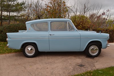 Lot 371 - 1960 Ford Anglia 105E Deluxe