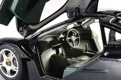 Lot 584 - McLaren F1 - 1/12 Minichamps Model - Special 'Speckled Blue' Edition