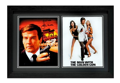 Lot 83 - Roger Moore as James Bond - 'The Man With The Golden Gun' Signed Press Photograph / Poster Presentation