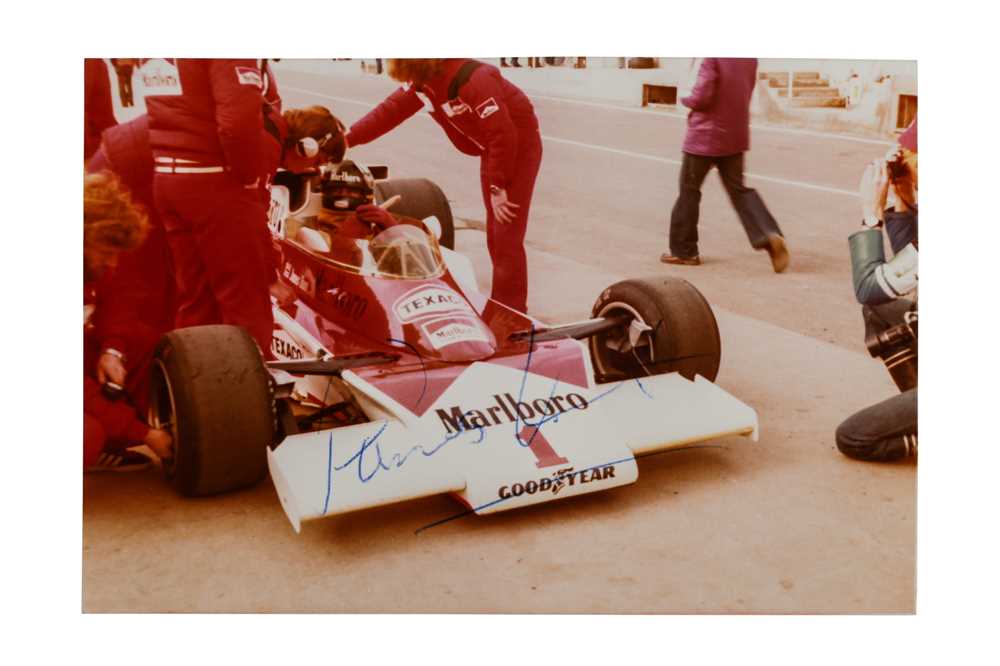 Lot 642 - A James Hunt Period Signed Photograph