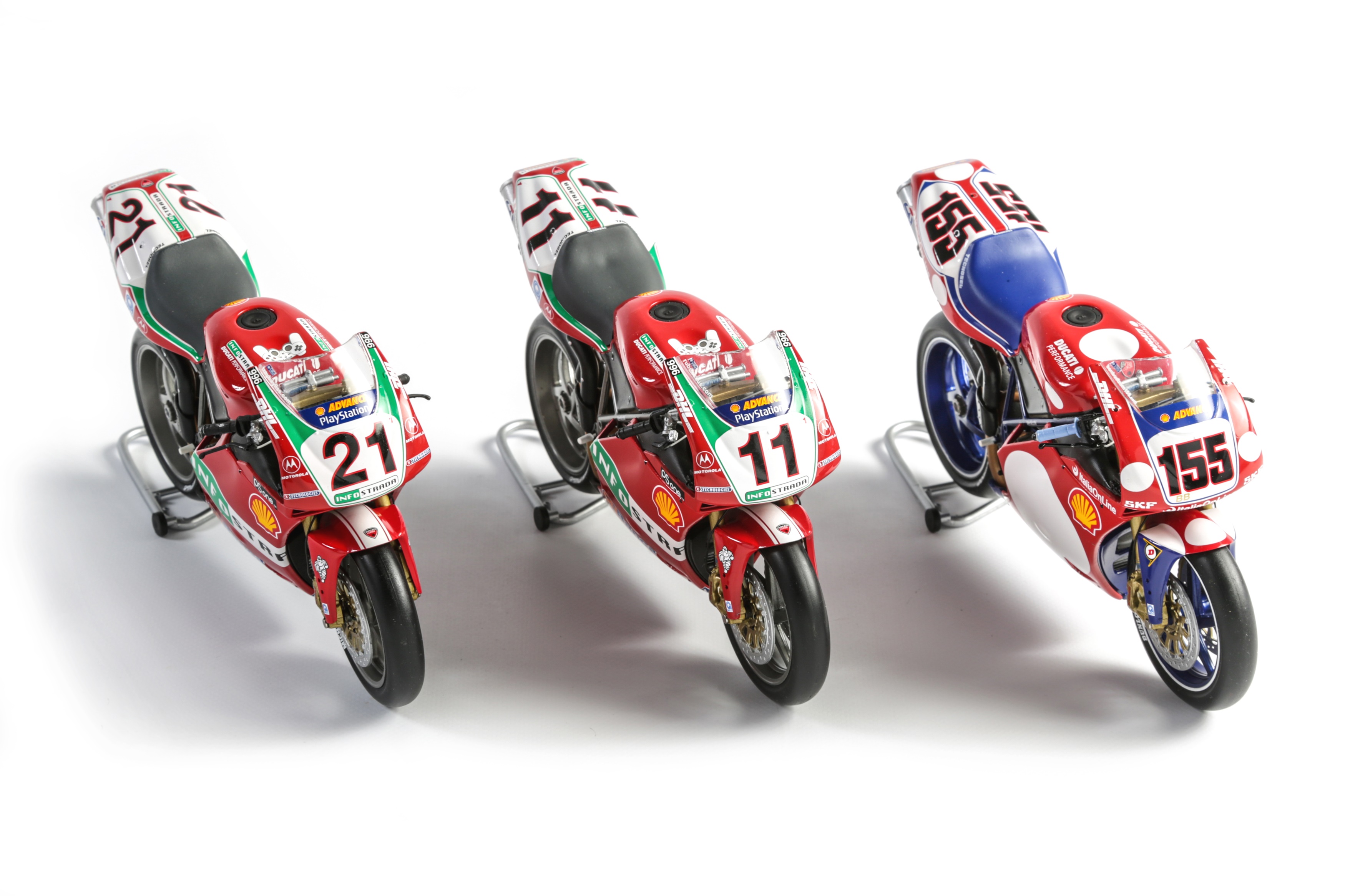 ducati 155 996r ボストロム 1/12 DUCATI 996R ベン・ボストロム 2001